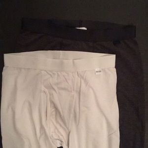 Men’s Uniqlo heat tech basic layer 2 lots size M